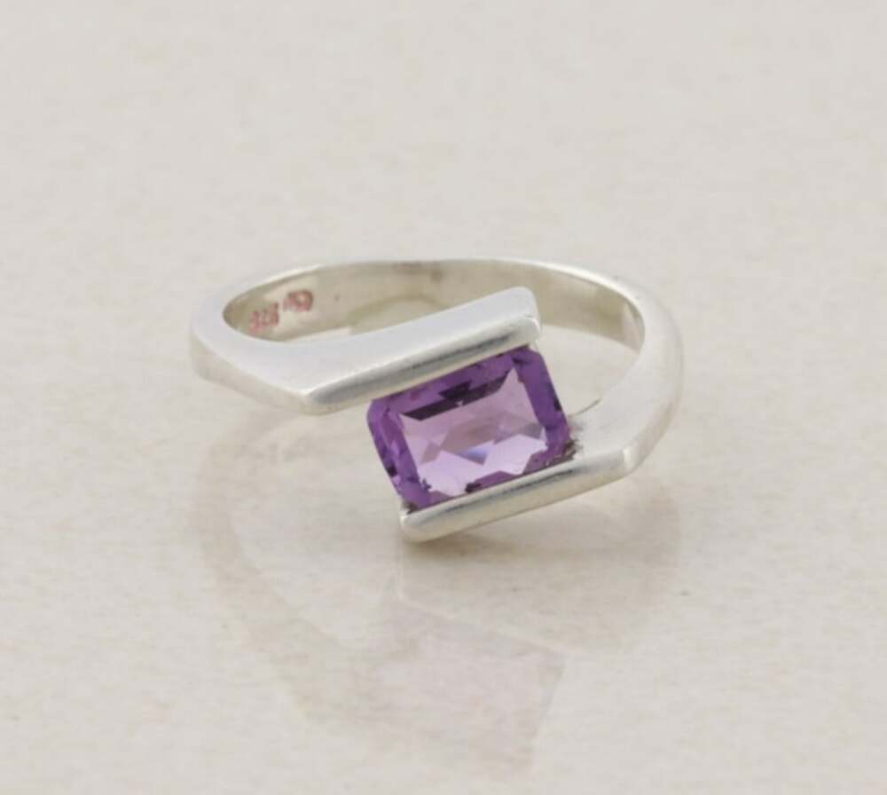 Sterling Silver Natural Amethyst Ring size 7 1/4